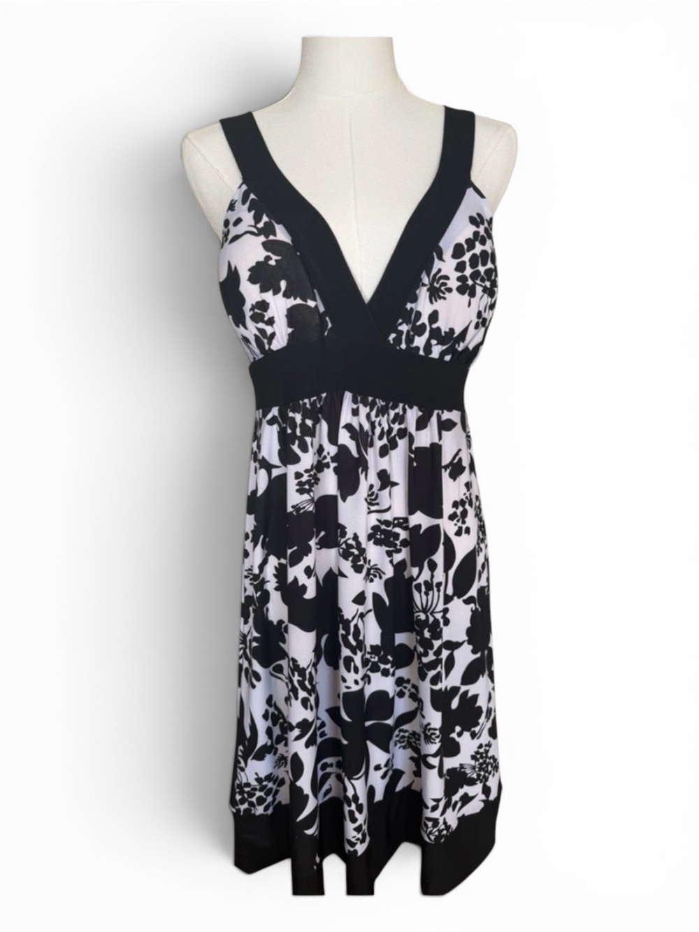 Black White Floral Empire Waist Dress Large Sleeveless V Neck Tie Back Large